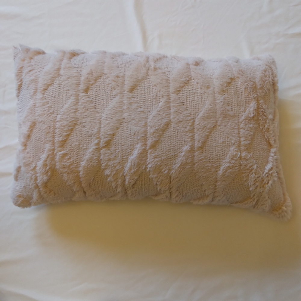 Soft Cream Down Pillows